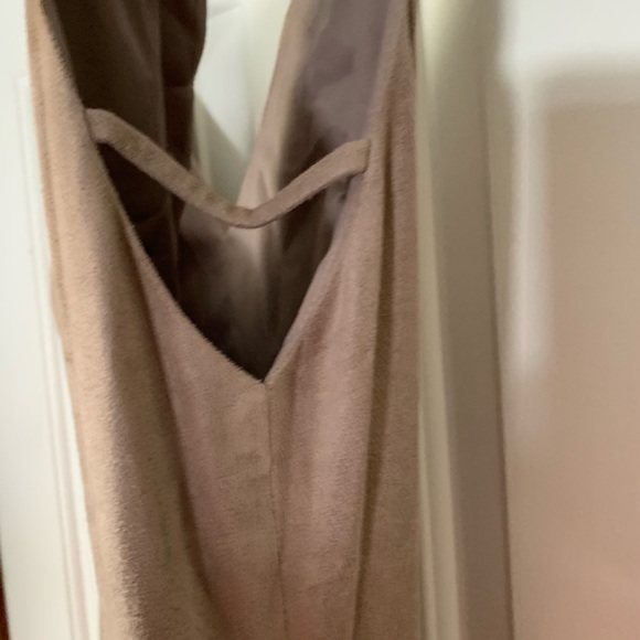 Sleeveless velvet soft dress - Picture 2 of 5